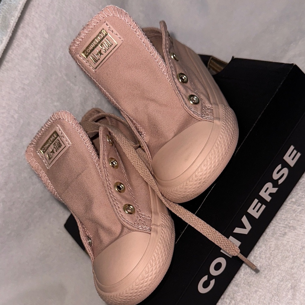 Converse Kids Sneakers in Pink